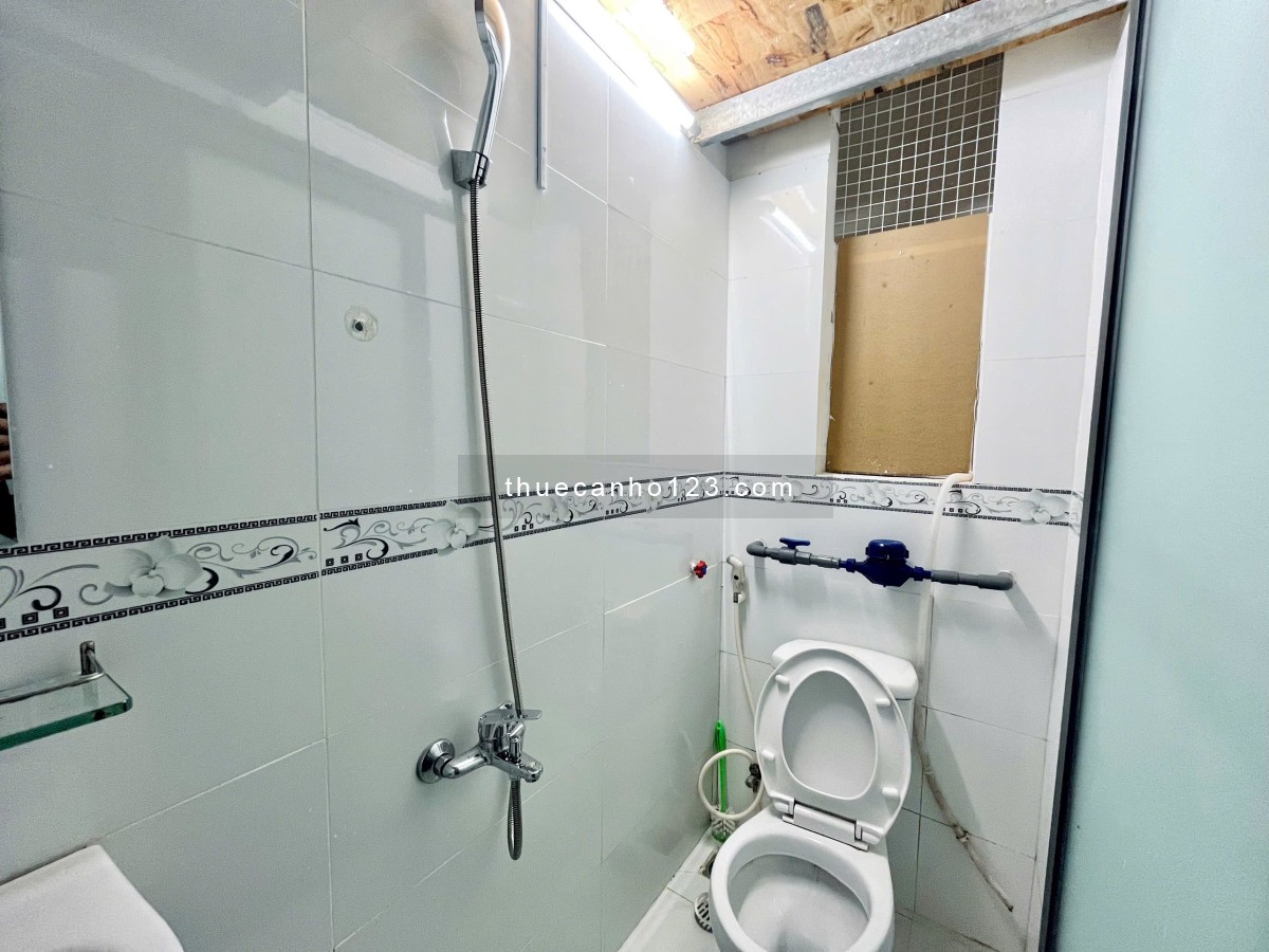 Phòng giá rẻ gác lửng ngay Tô Hiến Thành q10 gần đh kinh tế, huflit, bách khoa