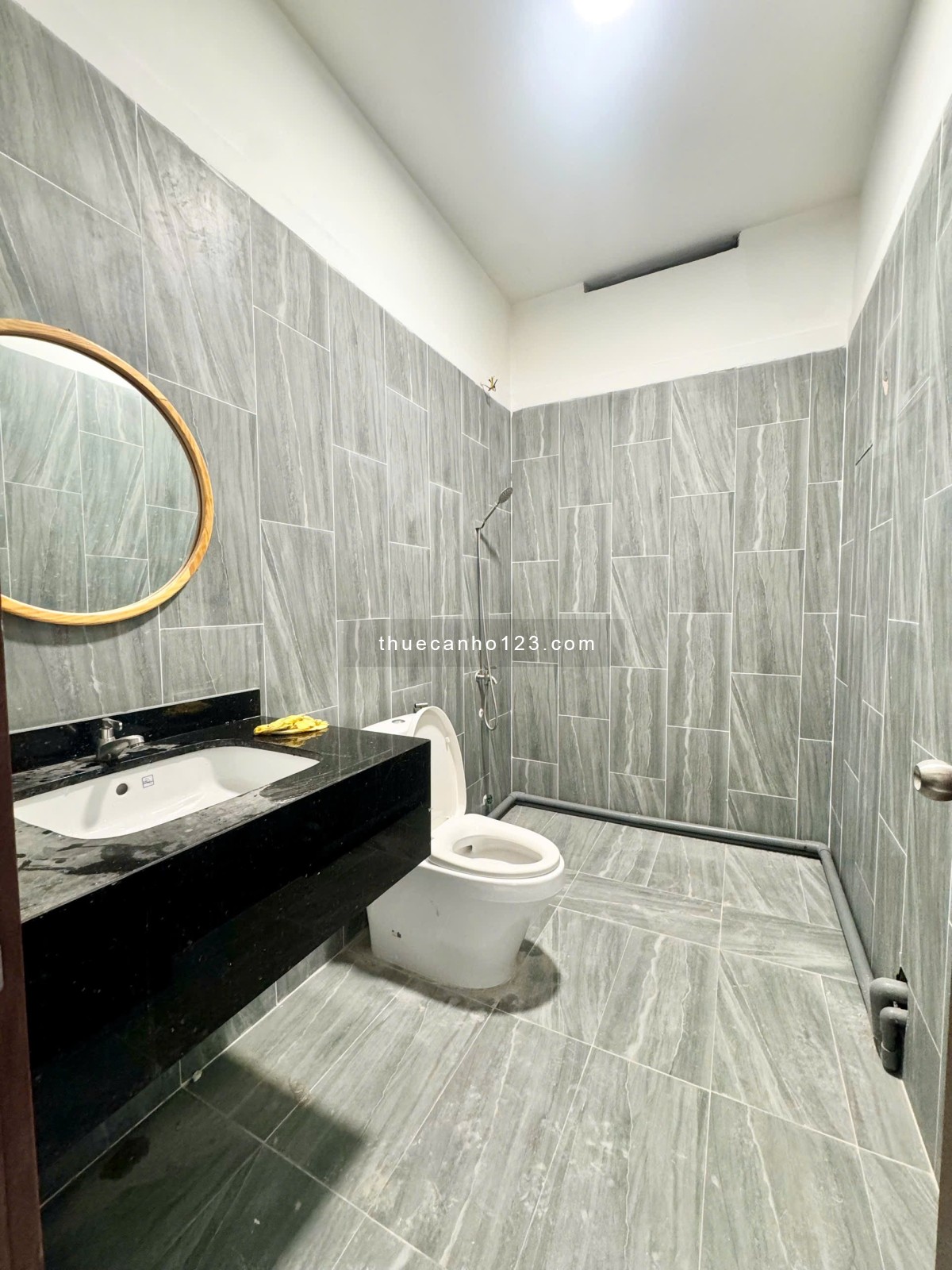 Cho thuê căn hộ sát Chung cư Phú Thọ, Nguyễn Thị Nhỏ - 5tr - 6tr - 8tr5 - Máy giặt riêng