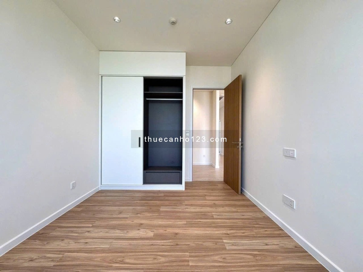 ZEIT RIVER 3pn – View đẹp – NTCB 125m2 chỉ với 43 TRIỆU, CẠNH METROPOLE THỦ THIÊM