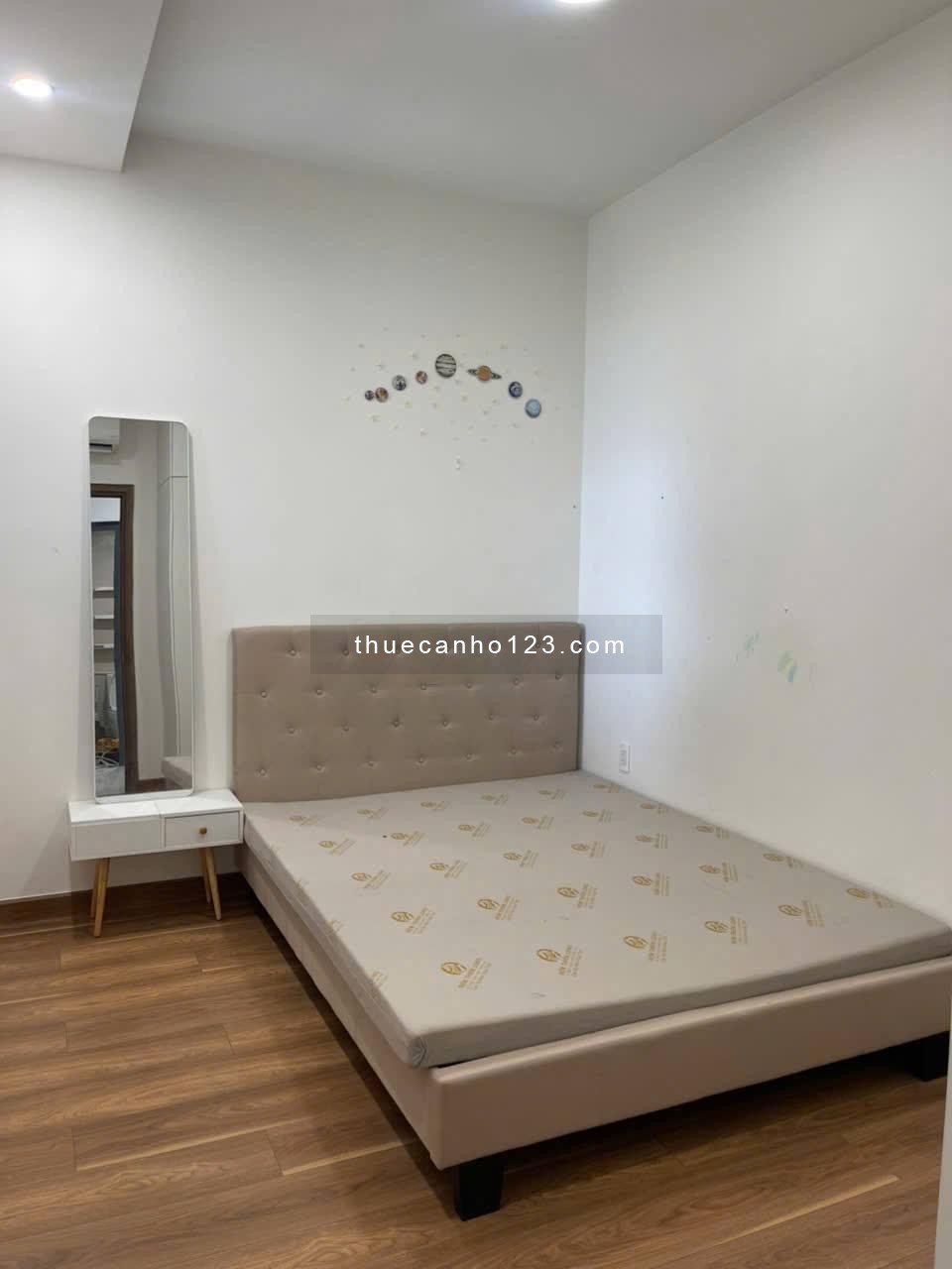 C/c Harmona, Tân BÌnh: 81m2, 2p ngủ, 2wc, Nội thất, 12tr/th