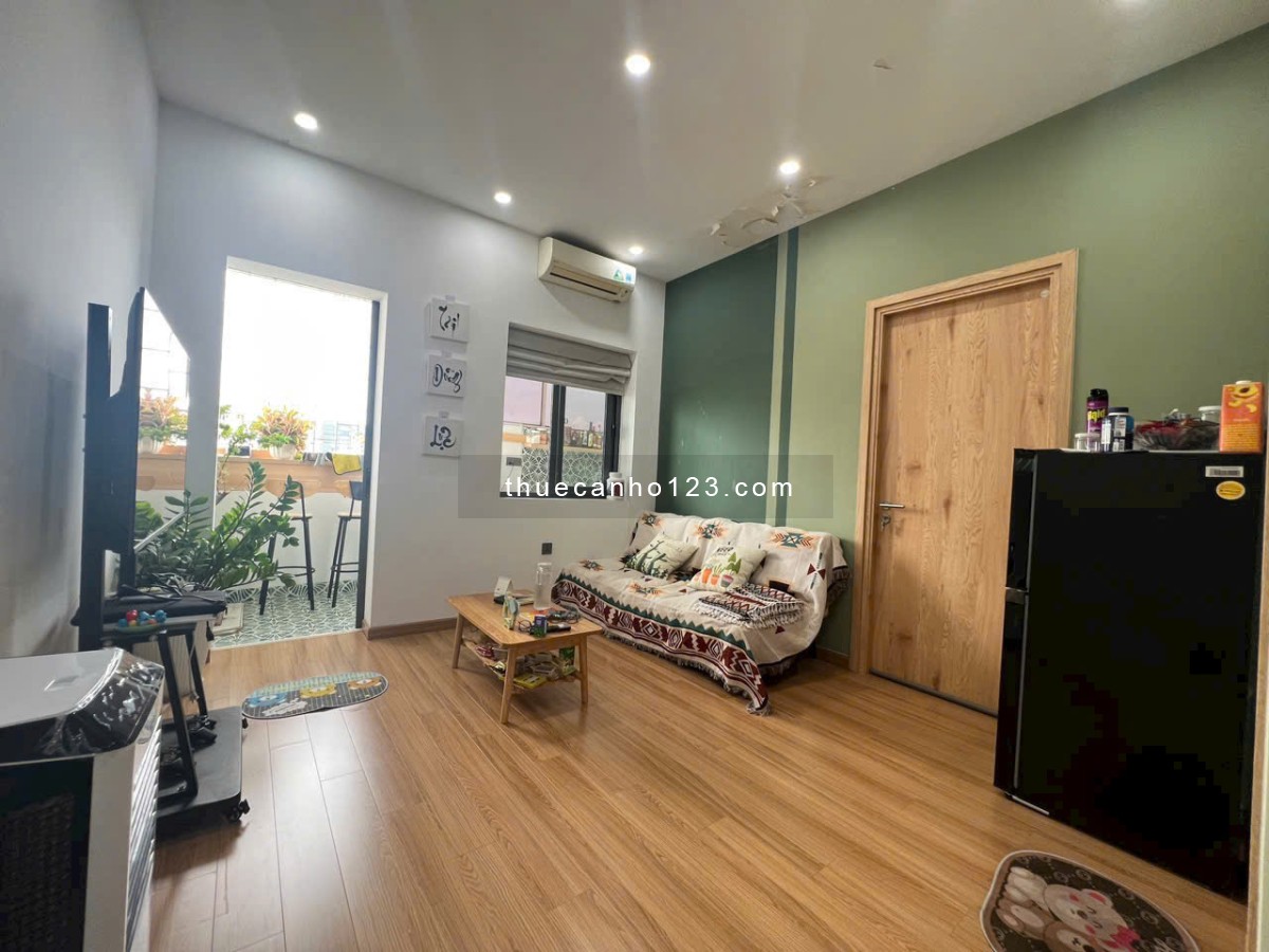 Chung cư 10A Trần Nhật Duật, Quận 1: 50m2, 1p ngủ, NT, 9.5tr