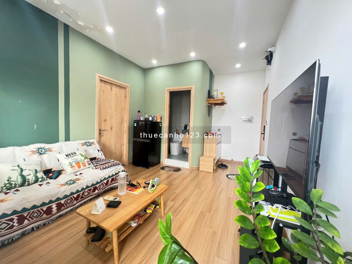 Chung cư 10A Trần Nhật Duật, Quận 1: 50m2, 1p ngủ, NT, 9.5tr