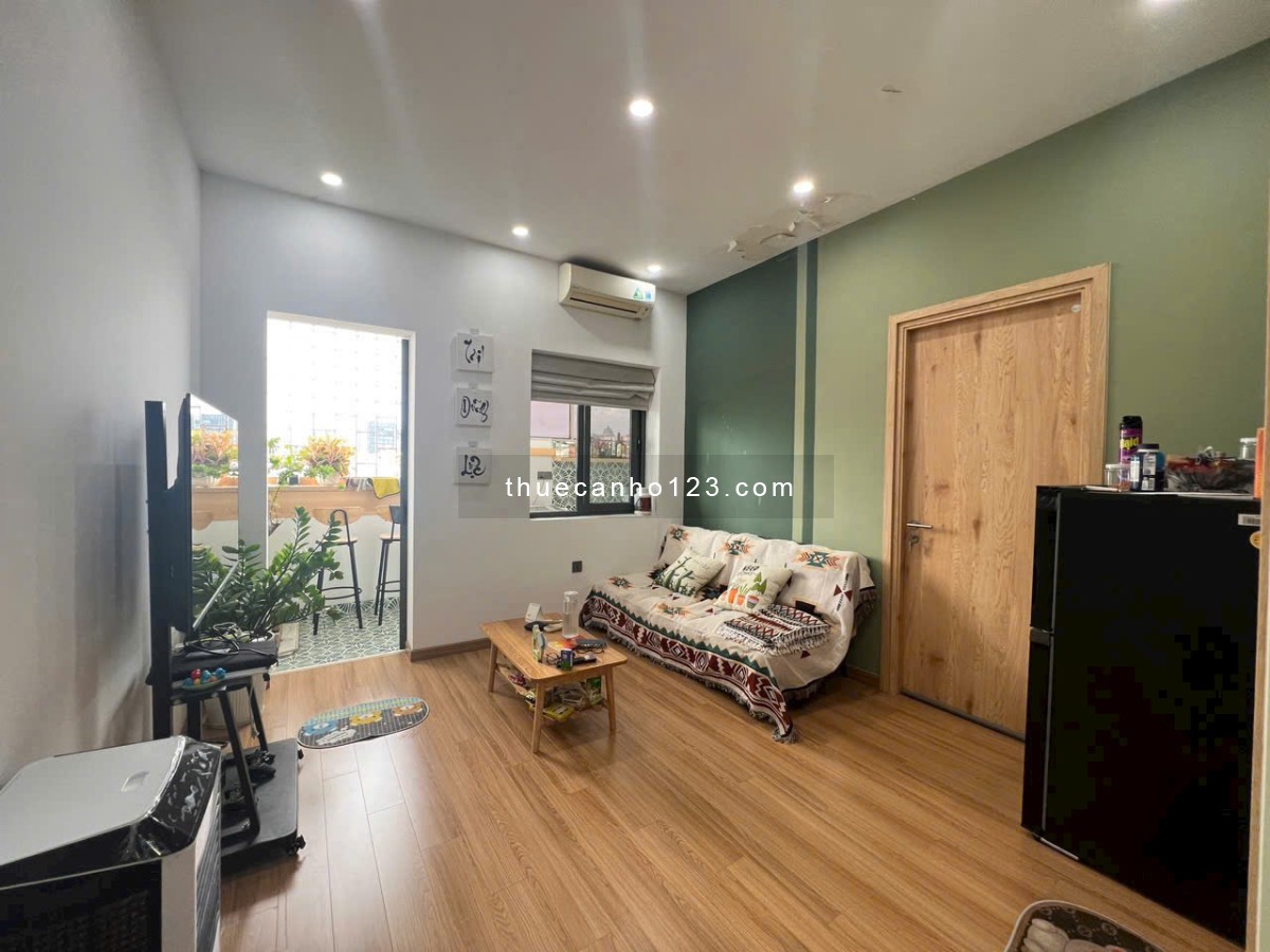 Chung cư 10A Trần Nhật Duật, Quận 1: 50m2, 1p ngủ, NT, 9.5tr