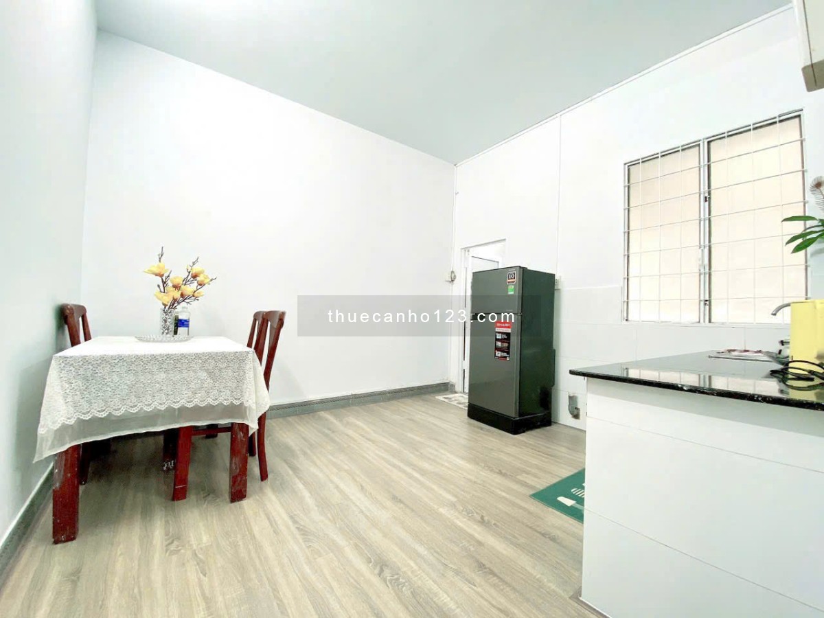 Chung Cư Lê Hồng Phong Quận 10 rộng 80m2 2PN 1WC giá 8,5tr/th