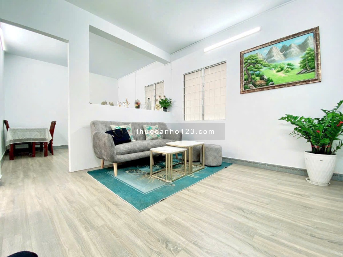 Chung Cư Lê Hồng Phong Quận 10 rộng 80m2 2PN 1WC giá 8,5tr/th