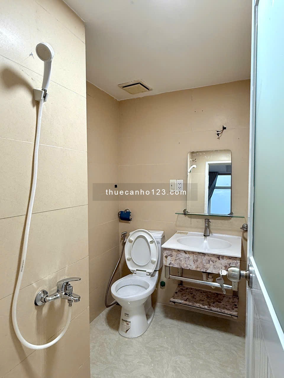 Căn 75m2(2pn2wc) Hoàng Kim 8.5tr/tháng nhà mới, thoáng mát, an ninh