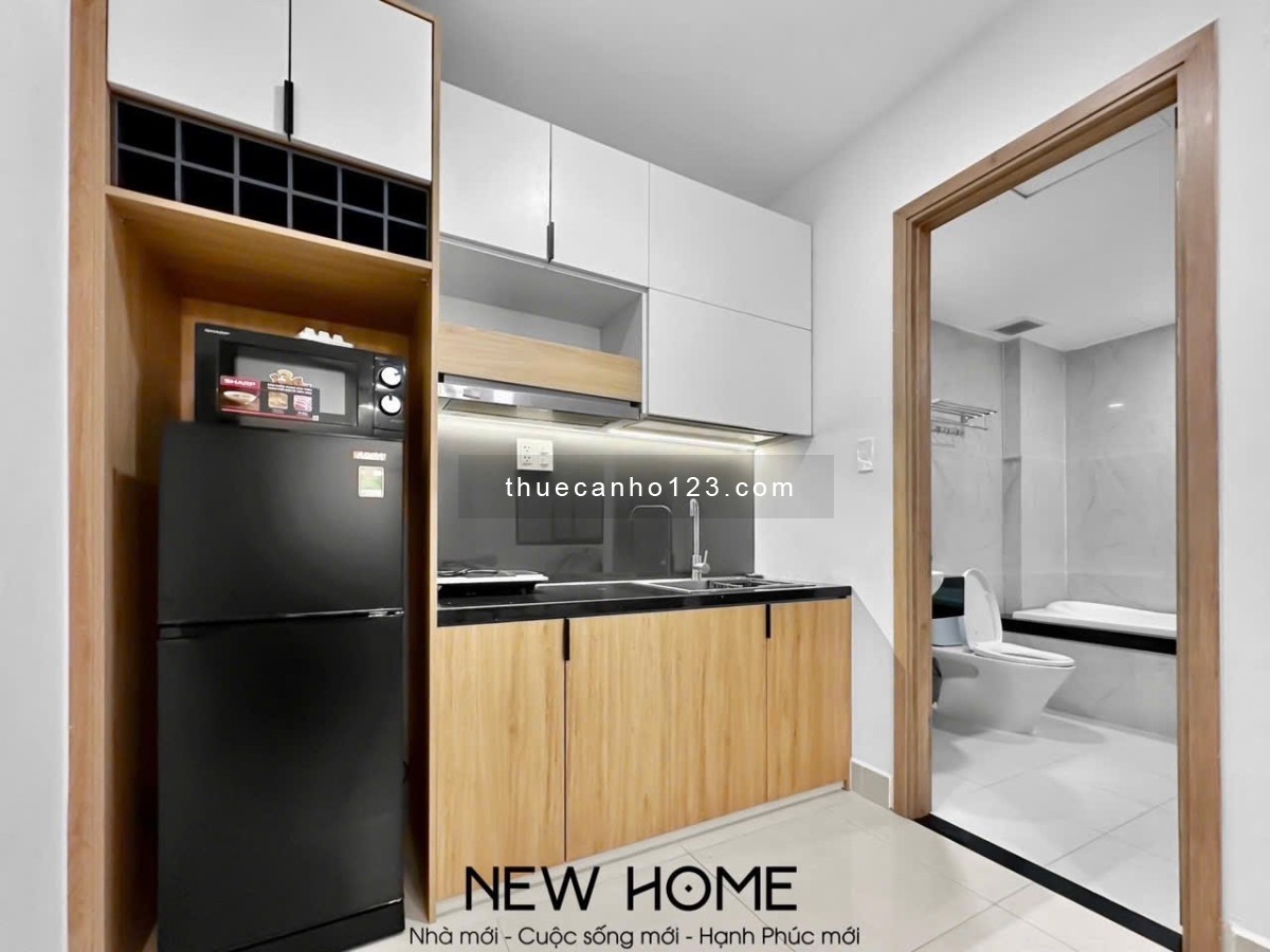 Căn hộ, full nội thất, tone trắng, bồn tắm, gần Landmark, Q1, Q3, Ngô Tất Tố, Nguyễn Hữu Cảnh