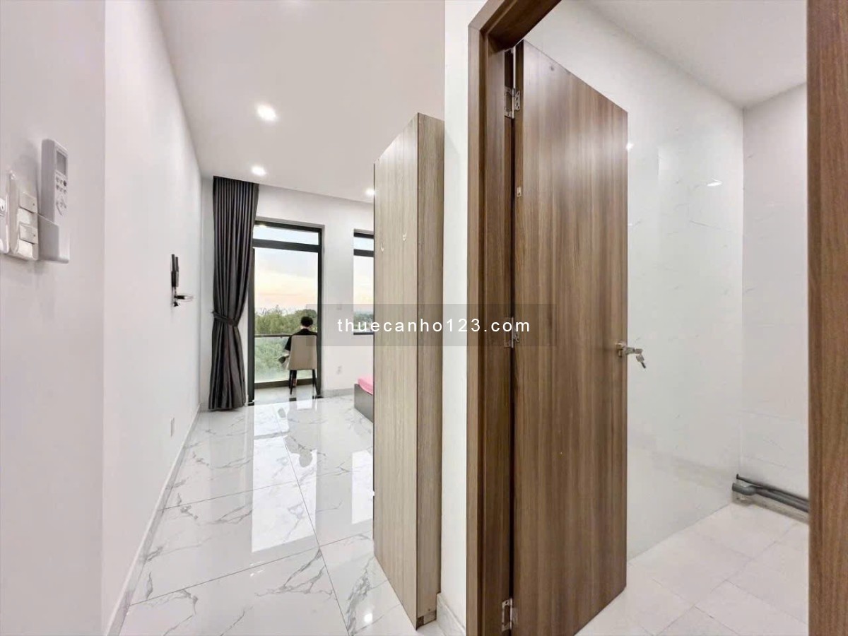 Căn hộ mới tinh full tiện nghi nội thất hiện đại, ban công view chill ngay Tân Bình