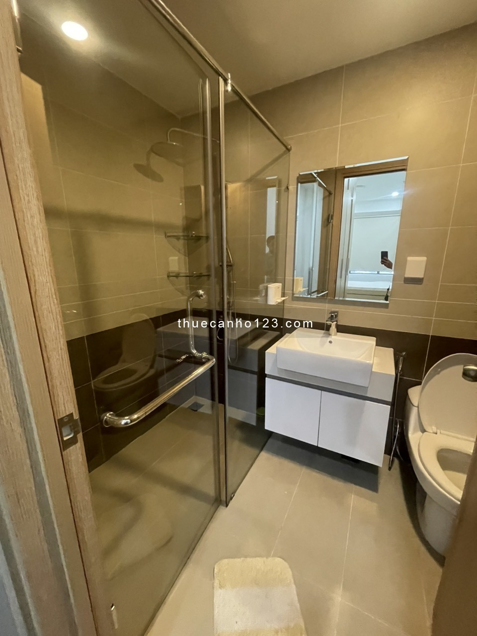 The Sun Avenue - Sẵn pass xem nhà 2PN đẹp, chỉ 17 triệu