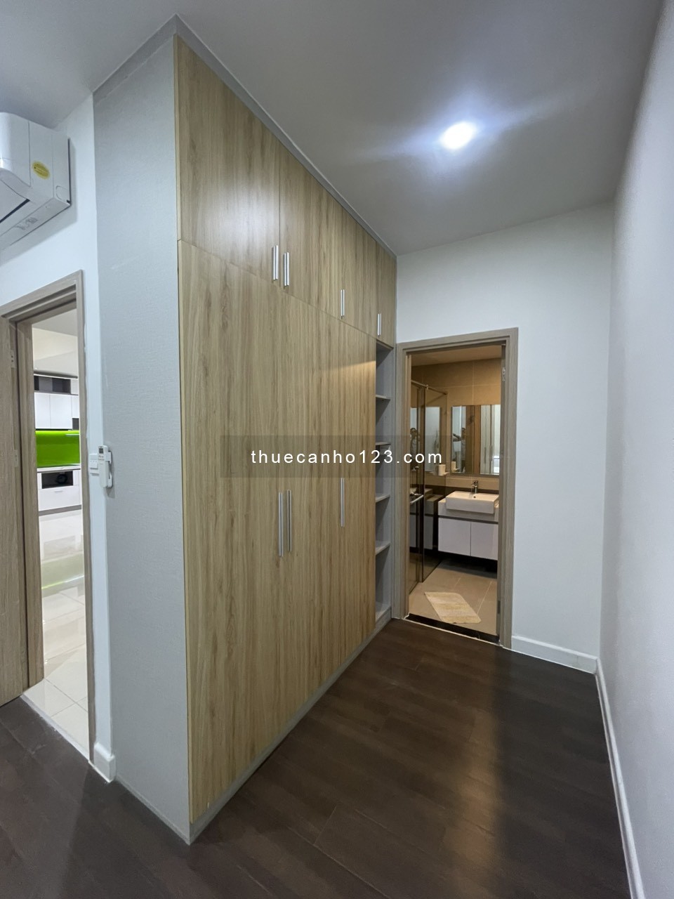 The Sun Avenue - Sẵn pass xem nhà 2PN đẹp, chỉ 17 triệu