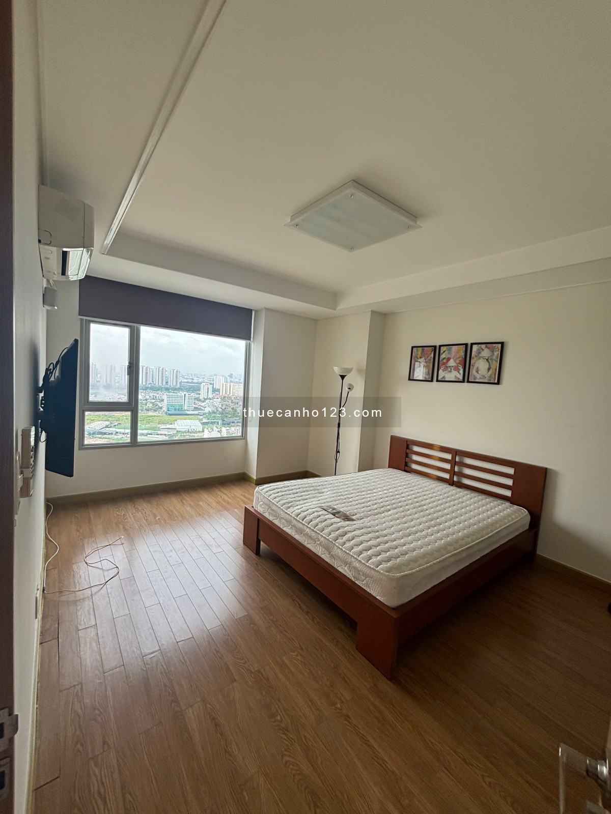 Cho thuê căn hộ Cantavil Premier Q2, DT 125m2, 3PN, lầu cao, ban công rộng, view đẹp . Giá 28tr/th.