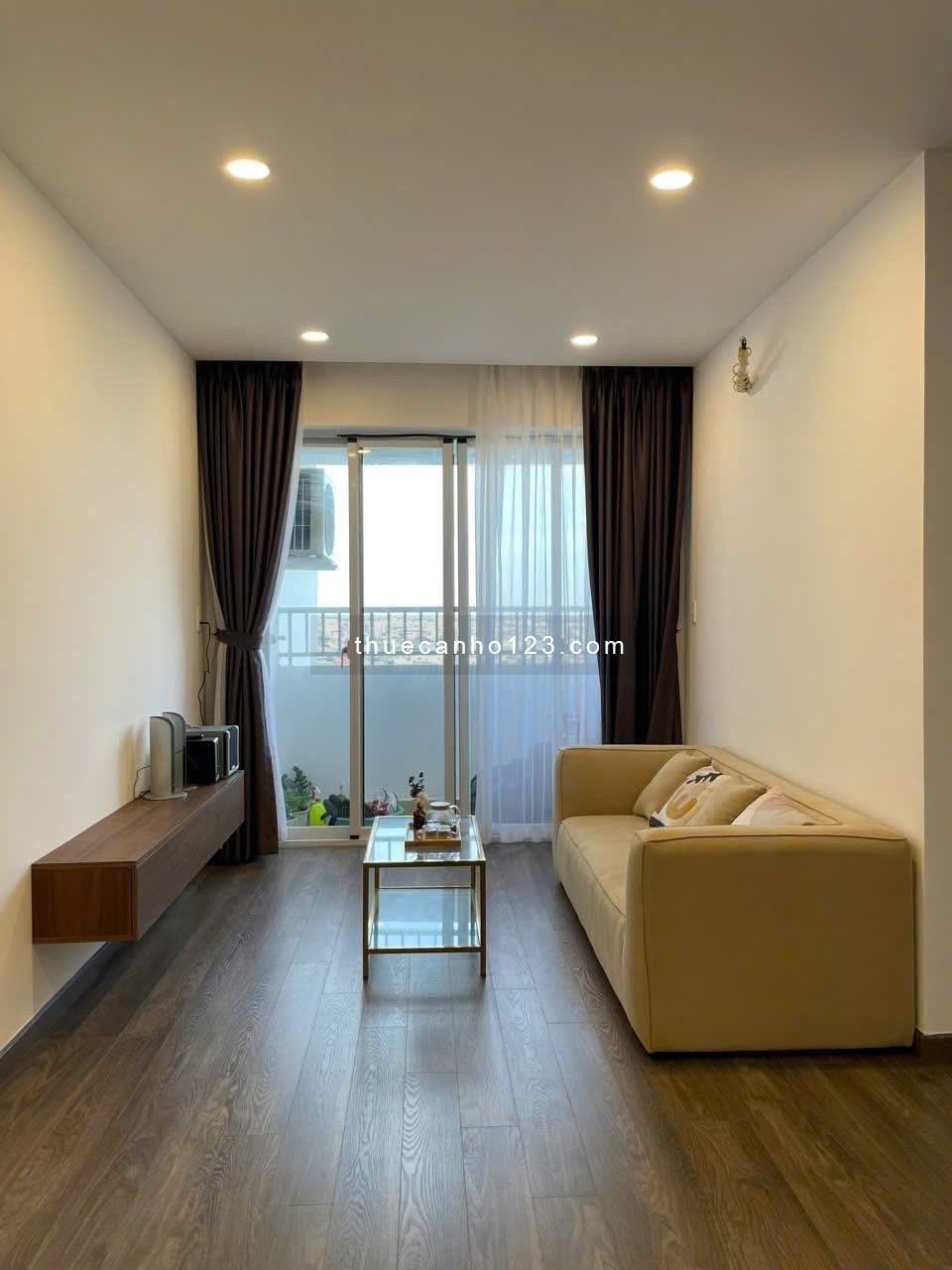 Chung cư Screc, 974A Trường Sa, Q3: 70m2, 2pn, full nội thất, 12triệu