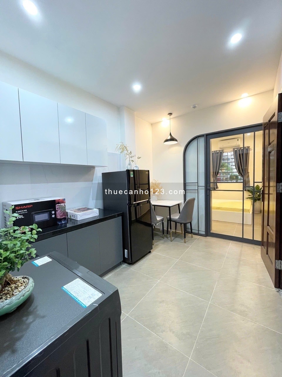 Căn hộ 1 phòng ngủ full nội thất ngay trung tâm Tân Bình