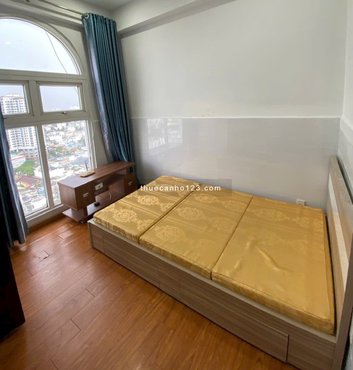 Cho thuê căn hộ Âu Cơ towe quận tân phú 11,5tr tháng. đủ nội thất. 80m 2pn2wc 0932834569