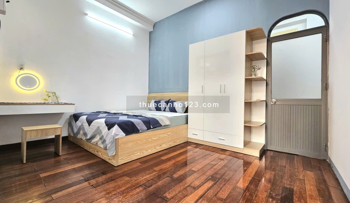 Cho thuê căn hộ 2 phòng ngủ Quận 3, rộng 50m2 - Gần Hai Bà Trưng giáp Quận 1