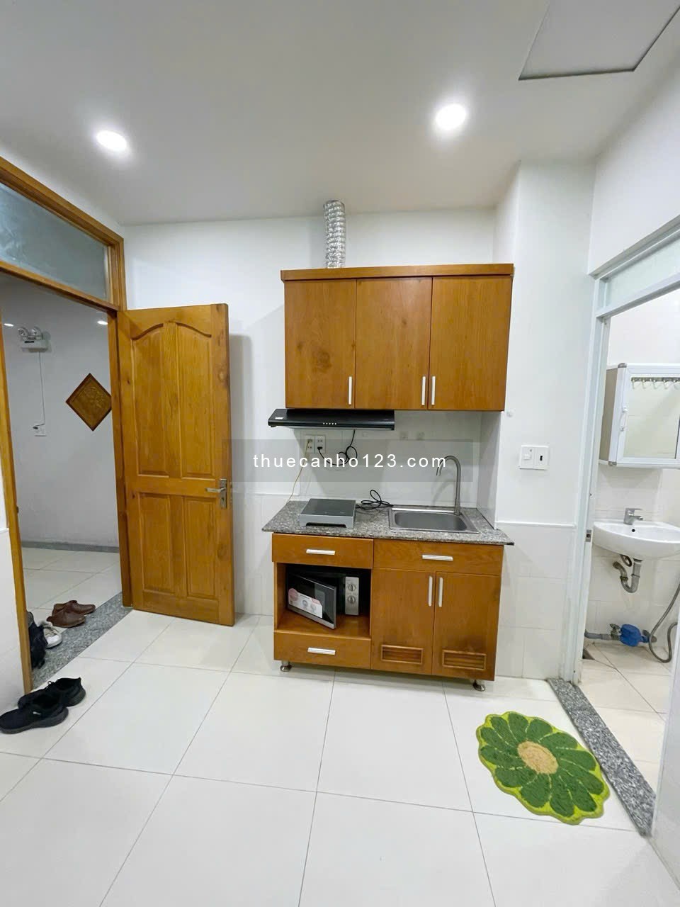  Cho thuê Căn Hộ Studio Ban Công – Tách Bếp Siêu Xinh Q4 