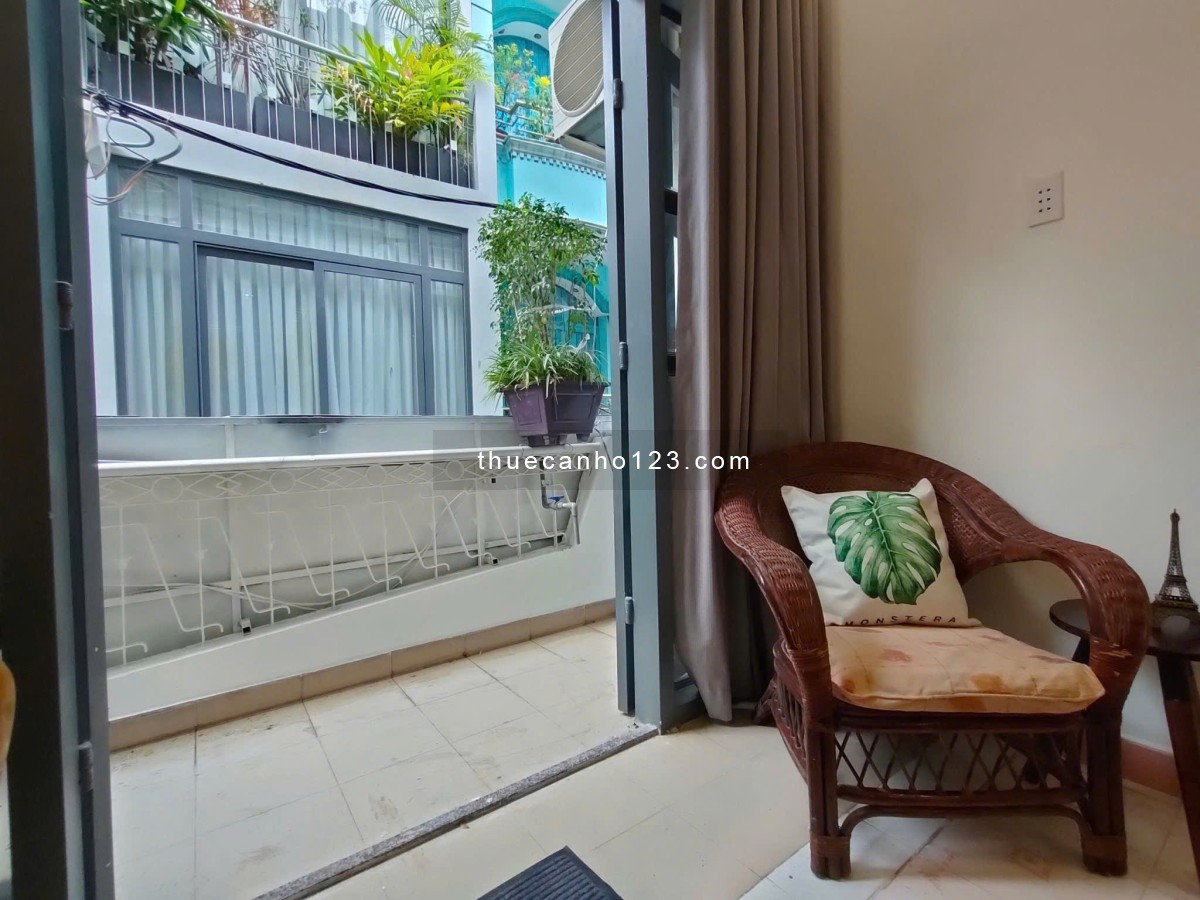 Cho thuê căn hộ dịch vụ 30m² ban công – Giá tốt nhất khu vực Chợ Bàn Cờ, Vườn Chuối, Vòng xoay DC