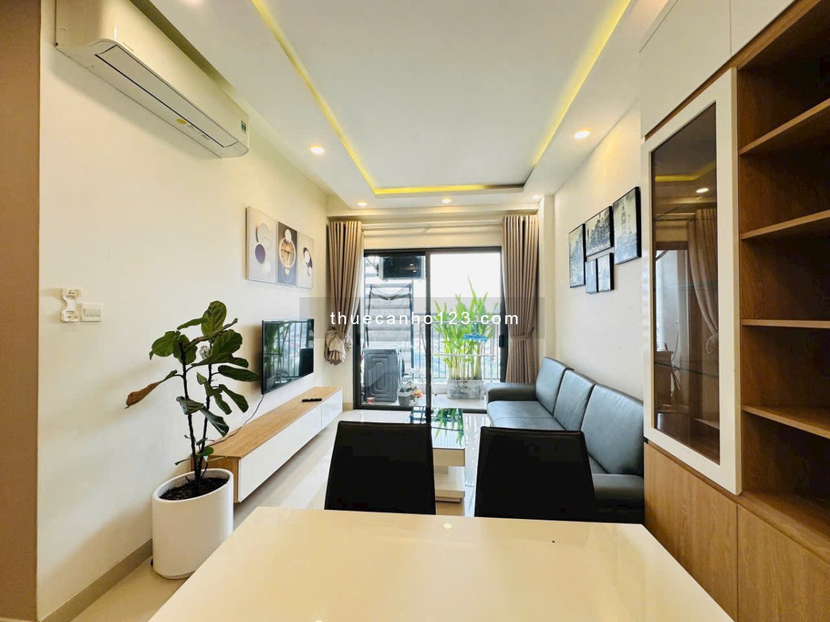 Cho thuê căn hộ 2PN – Tầng cao, view đẹp – The Sun Avenue – 0978.86.5550