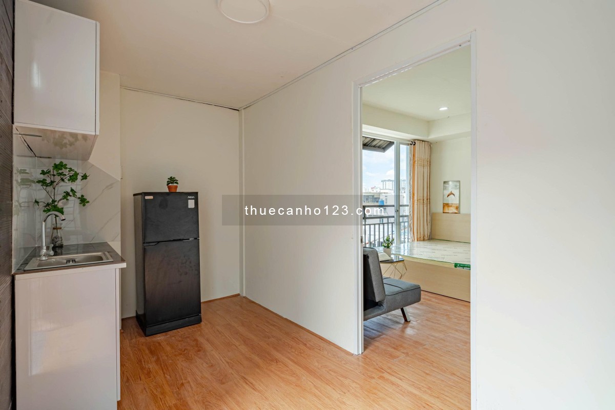 Phòng sinh viên quận 1, Diện tích 35m2, Ban Công Lớn - Gần ĐH Sư Phạm, Văn Lang, Hoa Sen