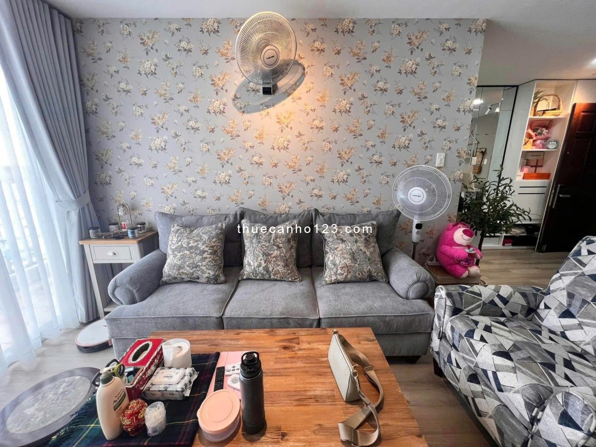 PN-Techcons, 47 Hoa Sứ, Phú Nhuận: 93m2, 18tr/tháng, 2PN, 2WC, Nội thất.