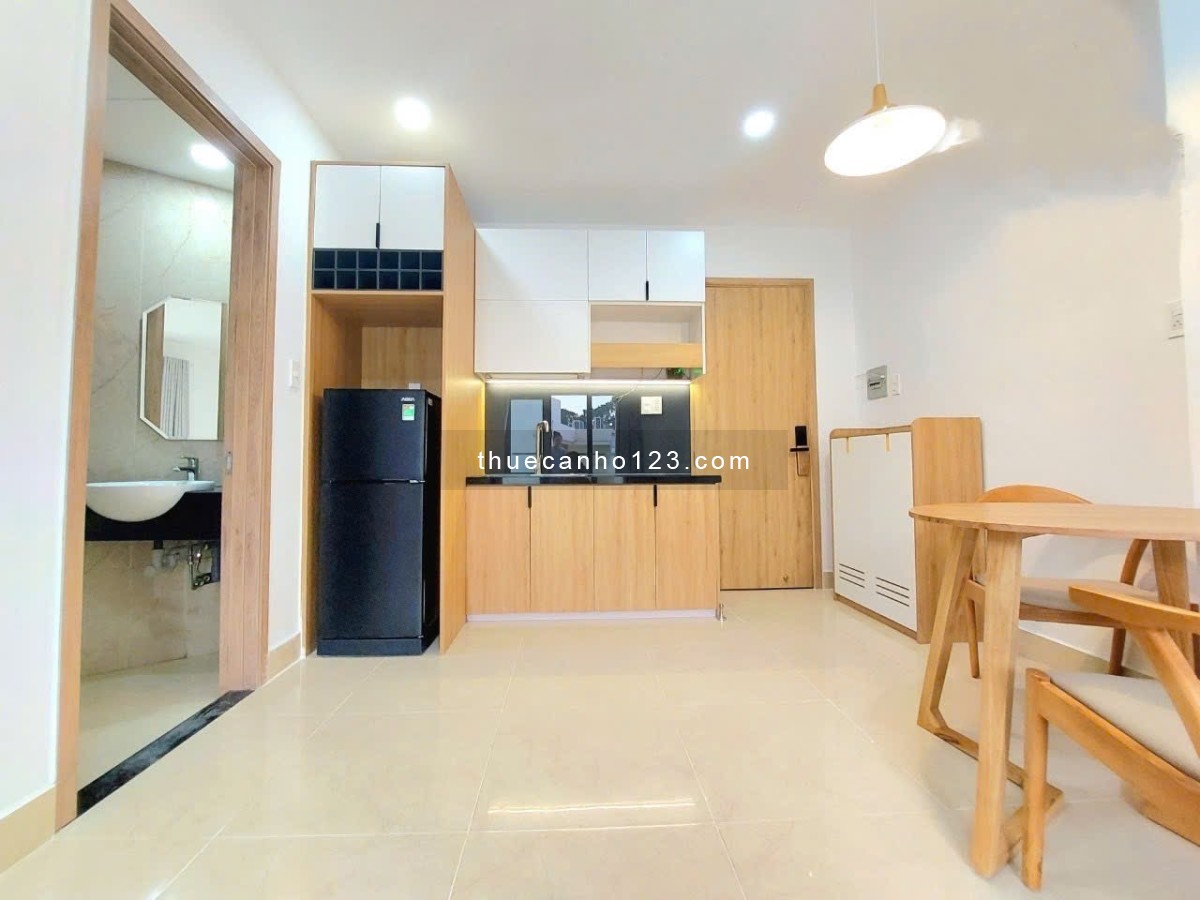 Cho Thuê Căn Hộ Studio Ban Công Gần Cầu Thị Nghè View Sông Thoáng Mát