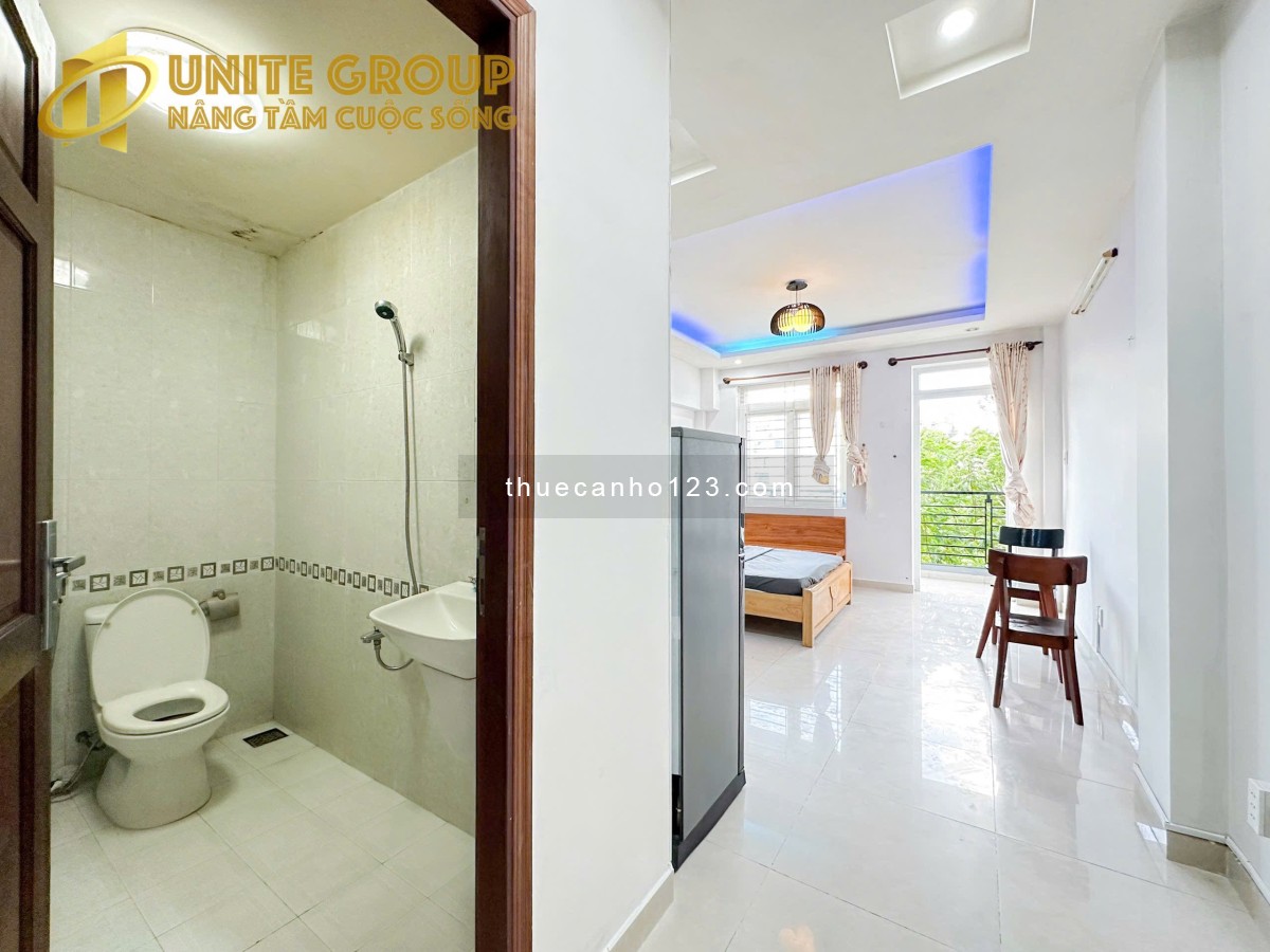 Cho thuê căn hộ Quận 1 có ban công, thang máy - Đường Hoàng Sa, gần chợ Tân Định, Cầu Bông