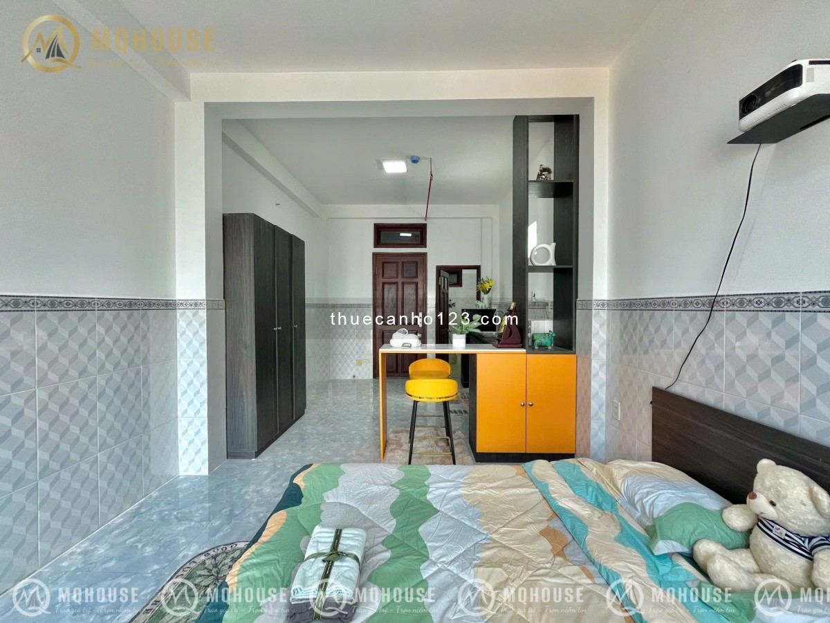 Cho thuê căn hộ Quận 3 đường Lê Văn Sỹ - Ban công, đầy đủ nội thất có thang máy