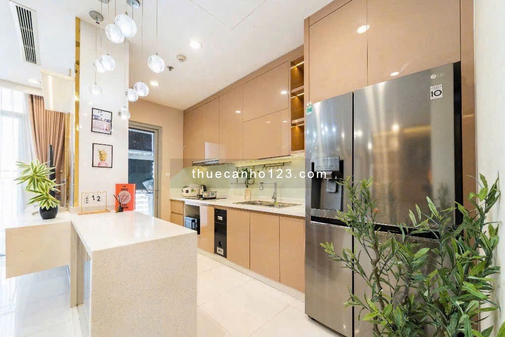 Căn hộ 3PN sang trọng tại Landmark – View thành phố rực rỡ về đêm, hướng mát đón hoàng hôn, nội thất