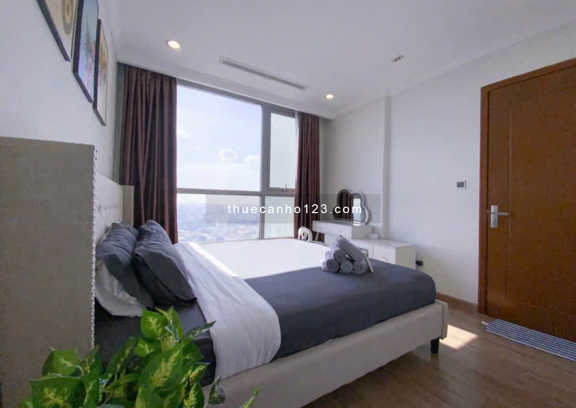 Căn hộ 1PN tầng cao view thành phố, nội thất hiện đại, đẹp mắt, khu Landmark tiện đi lại, xe đưa đón