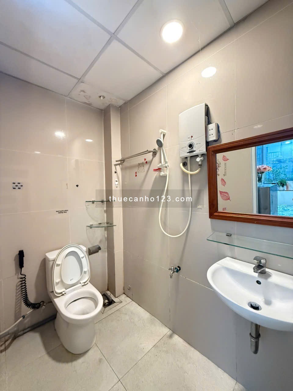 Cho thuê căn hộ Studio Cửa sổ dưới chân cầu Nguyễn Văn Cừ Q8 gần cầu Rạch Ông, cầu chữ Y