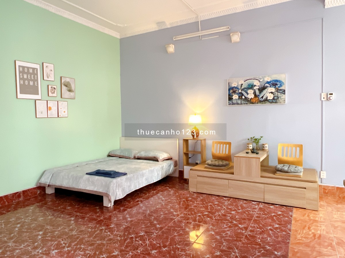 Cho thuê căn hộ Pháp cổ thoáng đãng khu Đảo Ngọc – Trúc Bạch