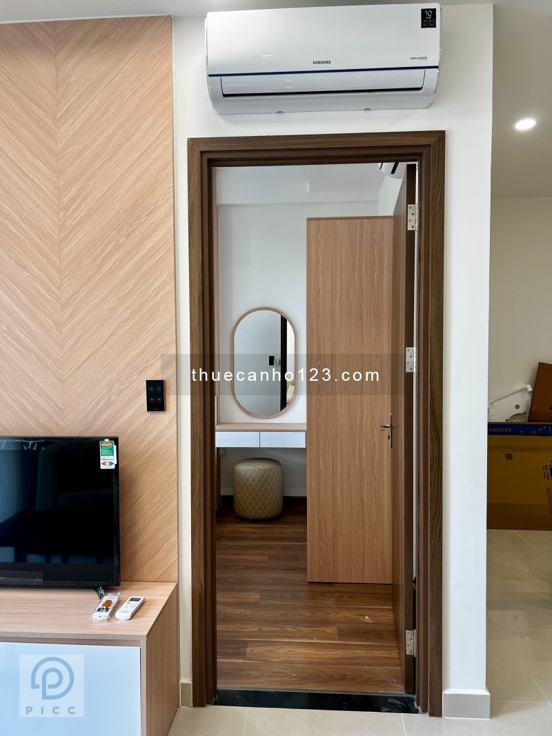 Cho thuê 1PN 53m2 giá 11 triệu NTĐĐ tại Q7 Saigon Riverside, tầng đẹp, view thoáng. LH: 090 6600 593