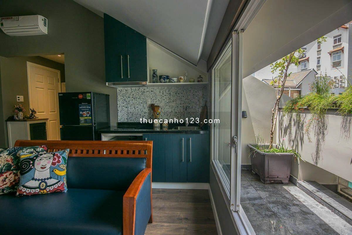 Cho Thuê Căn Hộ Cao Cấp - Full Nội Thất - Ban Công - Gần Xuân Thuỷ - Ngay Thảo Điền