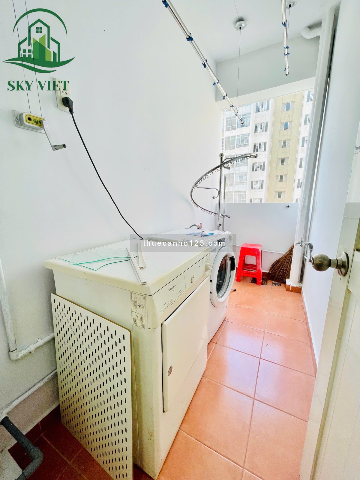 TA-DA NHÀ ĐẸP NÈ MNG ƠI!! 2PHÒNG NGỦ- GIÁ CHỈ 14TRIỆU/THÁNG. NHẮN EM NGAY ĐỂ SỞ HỮU EM NÓ NHA!!!!