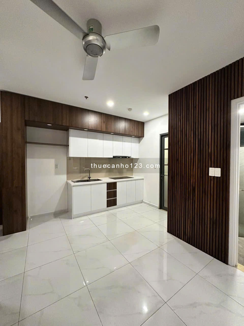 CHung cư Satra, 163 Phan Đăng Lưu, PN: 90m2, 2pn, 2wc, full NT, 17tr5