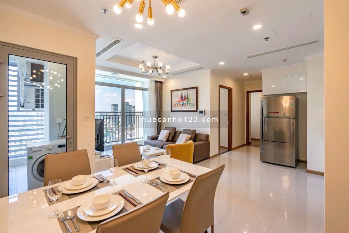 Căn hộ 2PN nội thất hiện đại sang trọng tại Landmark View thành phố đẹp về đêm, hướng hoàng hôn