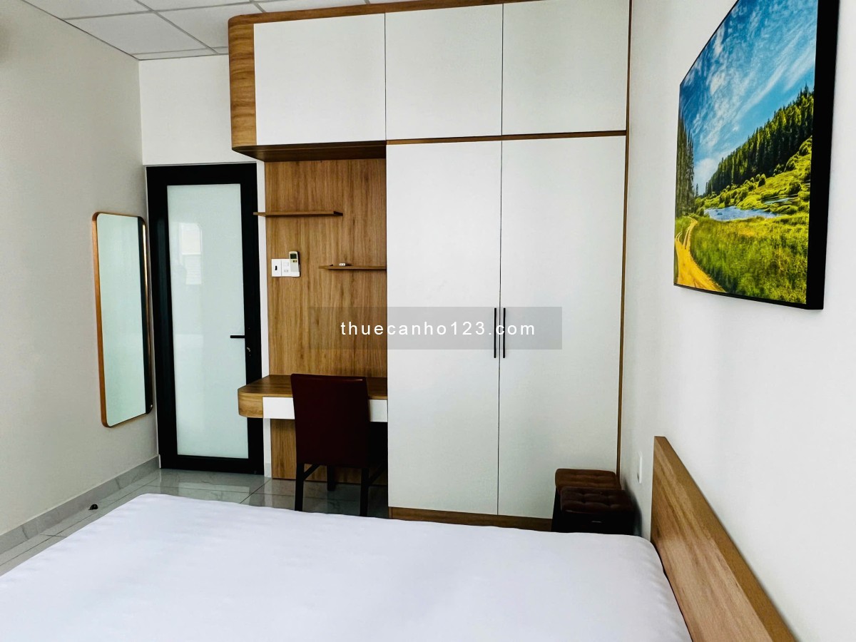 Cho Thuê Căn Hộ 1 Phòng Ngủ, Cửa Sổ Thoáng, Full Nội Thất ngay Nguyễn Văn Hưởng Thảo Điền