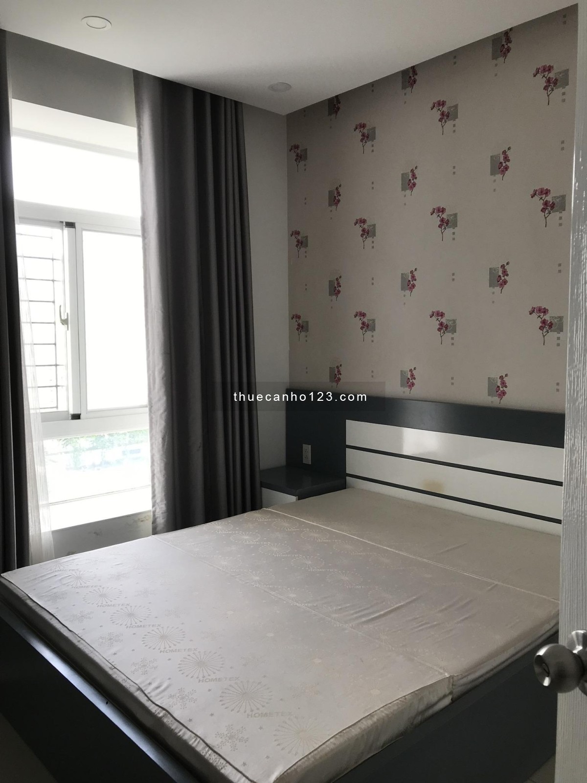 C/c Mỹ Vinh, Nguyễn T Minh Khai, Quận 3: 85m2, 2p ngủ, NTCb, 15tr/th