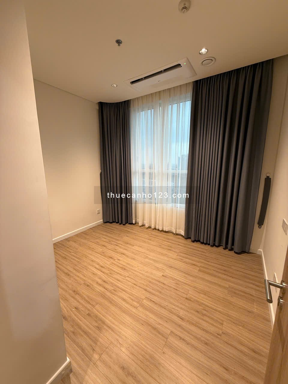 Thuê ZEIT RIVER 2PN – NTCB 88m2 35 TRIỆU, khu Metropole THỦ THIÊM, phong cách của bạn!