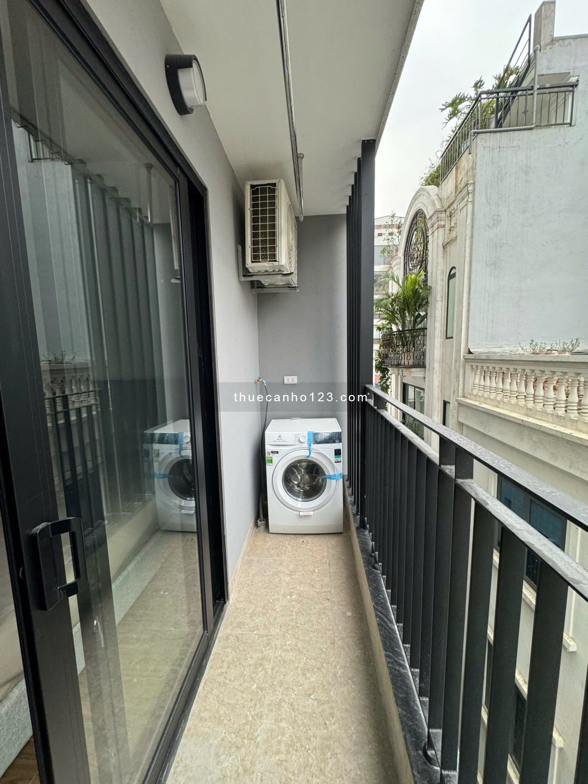 68 Apartment - Căn hộ cao cấp. Full nội thất - View thoáng - Giá tốt.