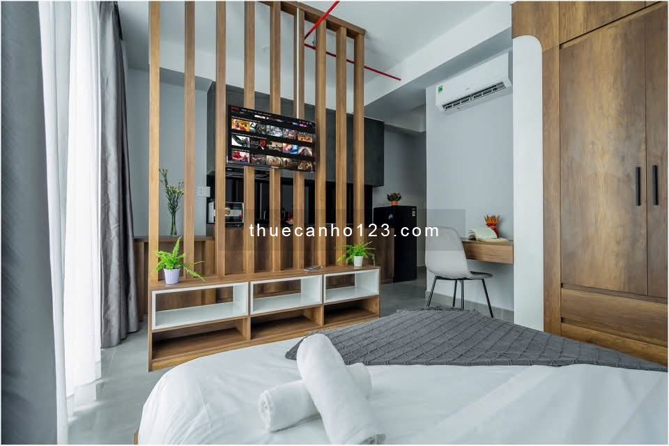 Căn Hộ Mới 1 Phòng Ngủ Ban Công, Full Nội Thất, Thang Máy.Ngay Nguyễn Gia Trí, Hutech, Hồng Bàng,...