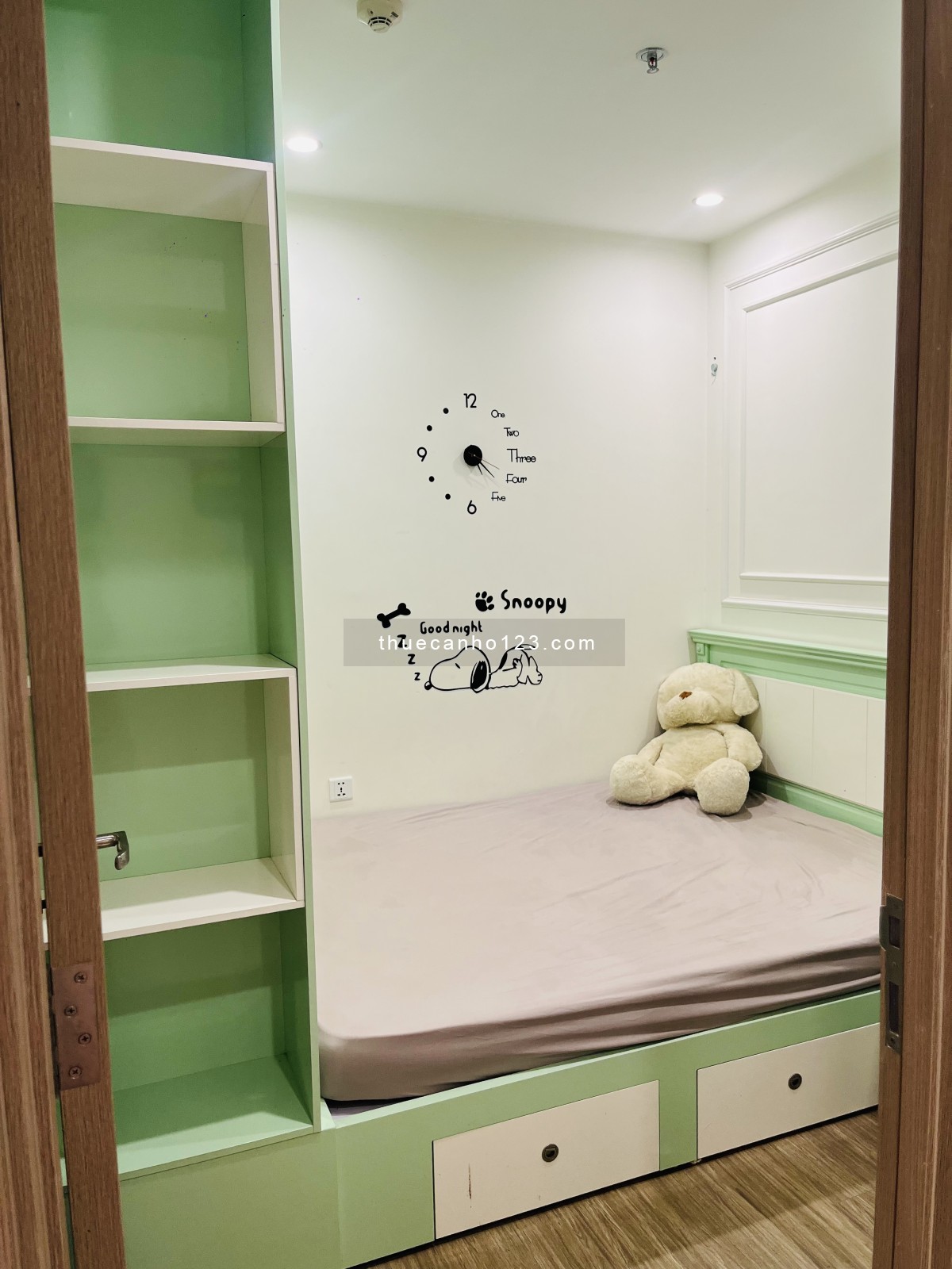 Cho thuê căn 2 ngủ 2vs Vinhomes Ocean Park - 8,5tr bao phí - Full đồ