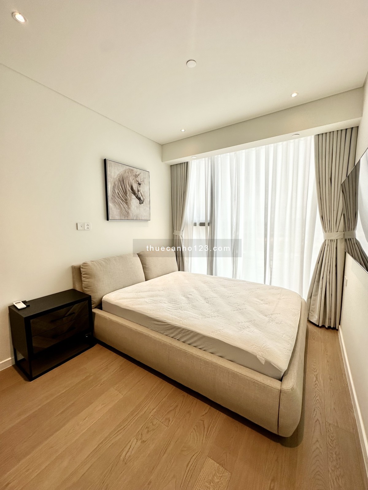 Thuê 2PN Opera Thủ Thiêm – MTP Full nội thất 84m2 52 TRIỆU, METROPOLE THỦ THIÊM