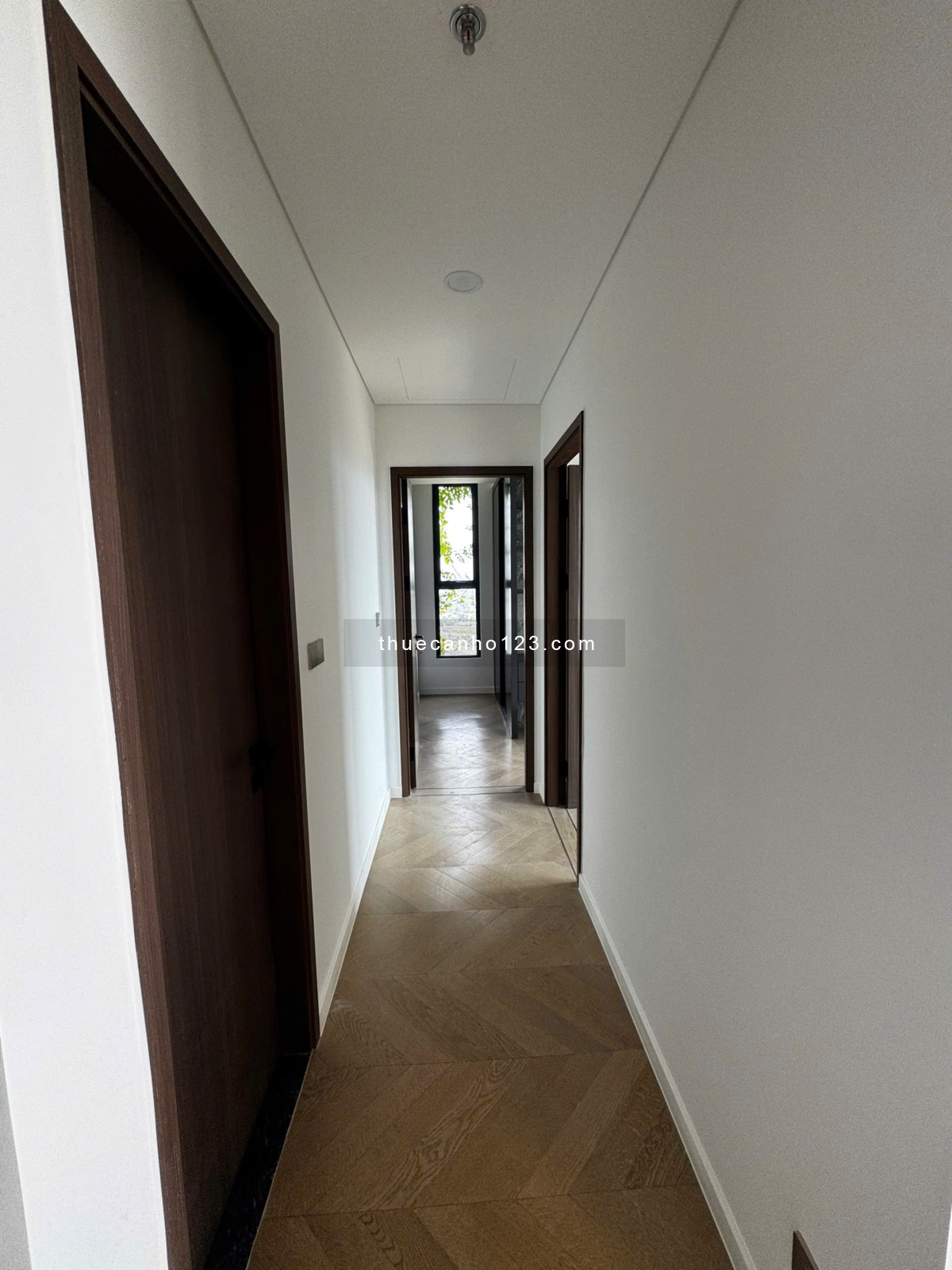 Thuê căn góc LUMIERE RIVERSIDE 2PN – NTCB 77m2 35 TRIỆU, Thảo Điền, quận 2, view song đẹp