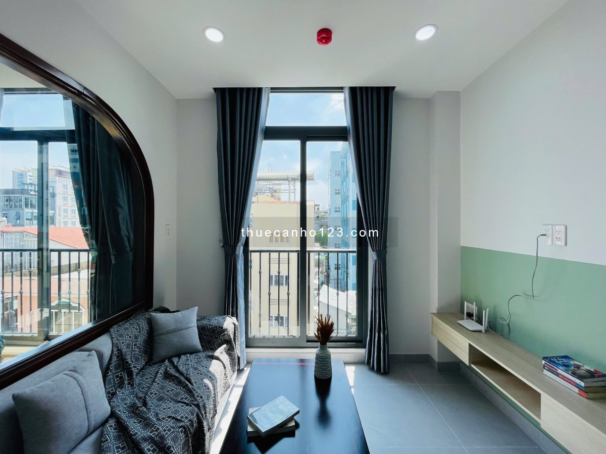 Cho Thuê Căn Hộ 1PN Ban Công Full Nội Thất Cao Cấp, Decor Tinh Tế - Khu Dân Trí Cao, Yên Tĩnh