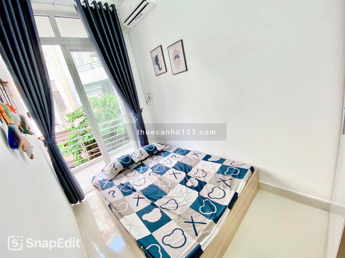 Căn hộ 2 phòng ngủ full nội thất, ban công Tân Bình ngay cung đường Cộng Hoà