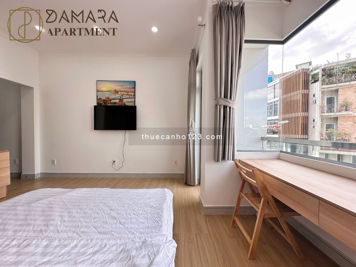 Cho thuê căn hộ ban công view City gần bờ kè Trường Sa - Cầu Thị Nghè - Full nội thất