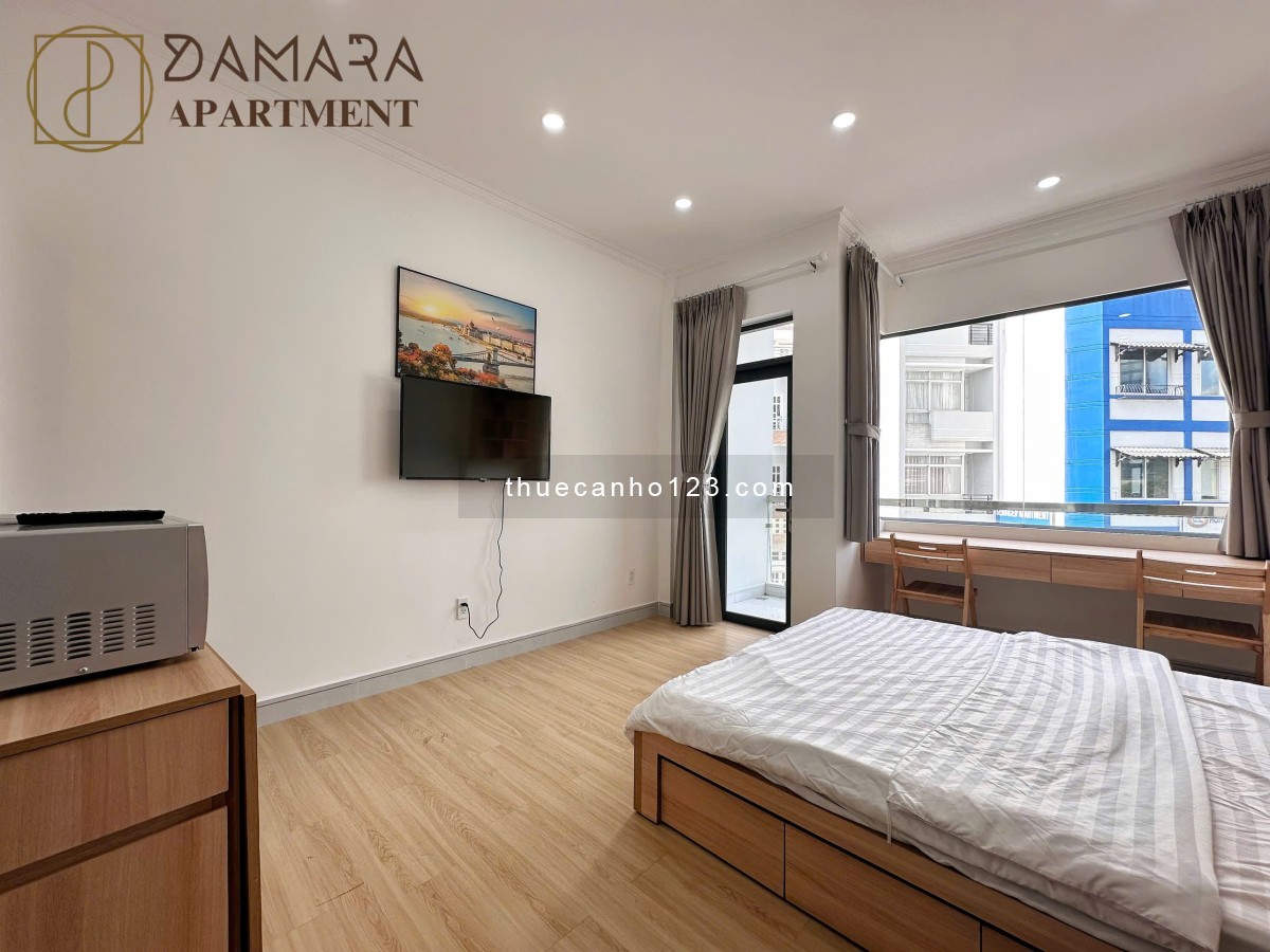 Cho thuê căn hộ ban công view City gần bờ kè Trường Sa - Cầu Thị Nghè - Full nội thất