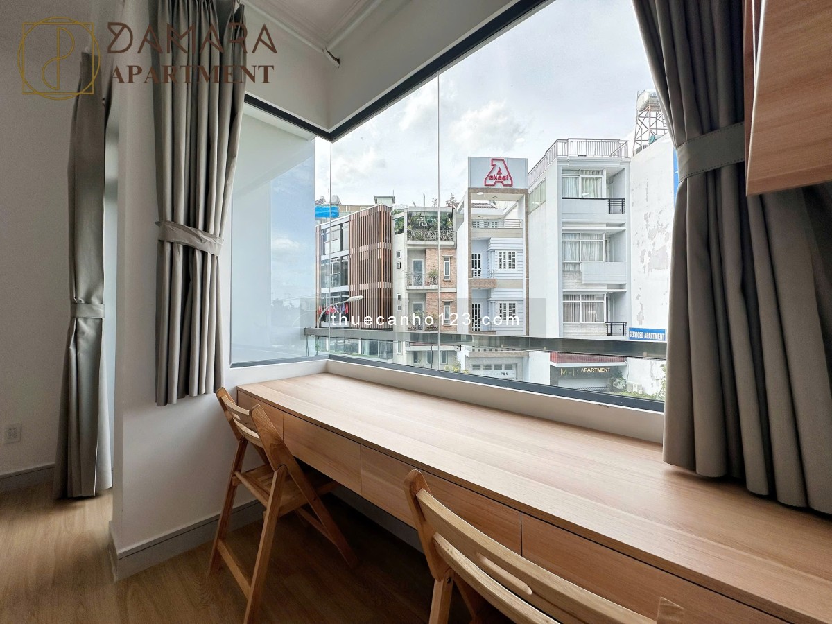 Cho thuê căn hộ ban công view City gần bờ kè Trường Sa - Cầu Thị Nghè - Full nội thất