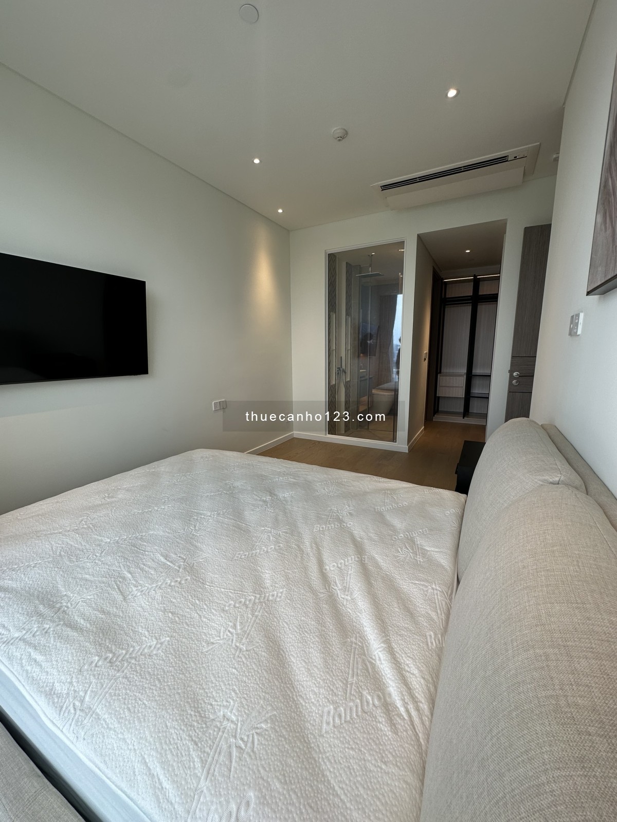 Thuê 2PN Opera Thủ Thiêm – MTP Full nội thất 84m2 52 TRIỆU, METROPOLE THỦ THIÊM